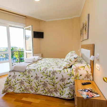 Apartamento Riamar - A Estrenar Ribadeo Zewnętrze zdjęcie